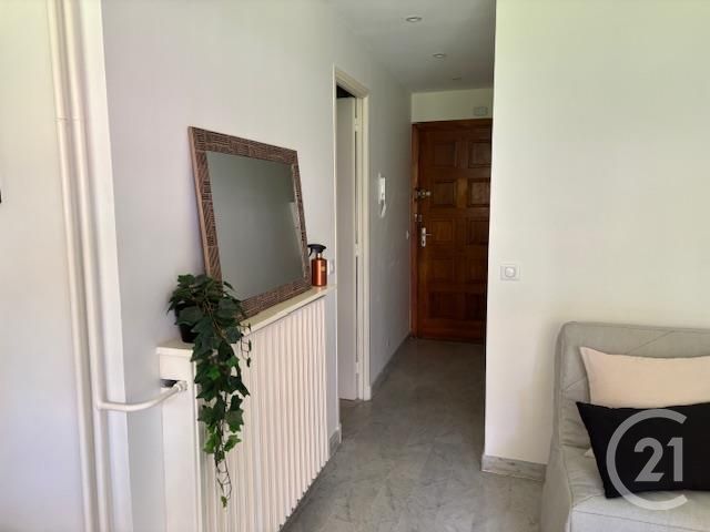 Appartement F1 &agrave; louer - 1 pi&egrave;ce - 20,88 m2 - Le Cannet - 06 - PROVENCE-ALPES-COTE-D-AZUR