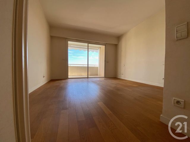 Appartement F4 &agrave; vendre - 4 pi&egrave;ces - 94,78 m2 - Le Cannet - 06 - PROVENCE-ALPES-COTE-D-AZUR