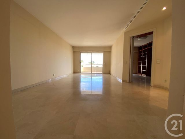 Appartement F4 &agrave; vendre - 4 pi&egrave;ces - 94,78 m2 - Le Cannet - 06 - PROVENCE-ALPES-COTE-D-AZUR