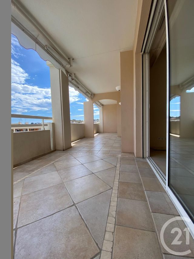 Appartement F4 &agrave; vendre - 4 pi&egrave;ces - 94,78 m2 - Le Cannet - 06 - PROVENCE-ALPES-COTE-D-AZUR