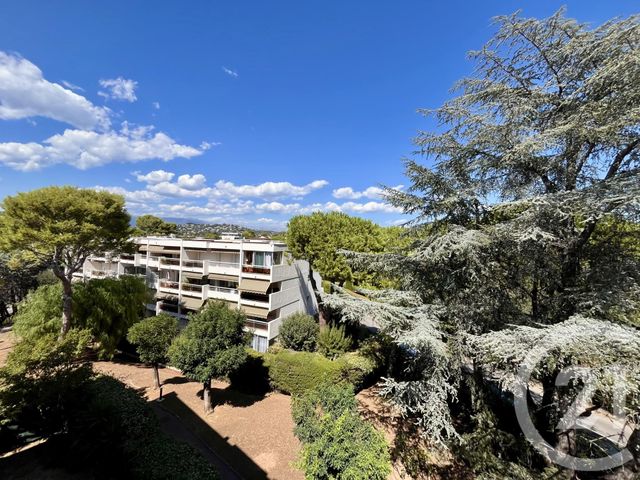 Appartement Studio &agrave; vendre - 1 pi&egrave;ce - 16 m2 - Le Cannet - 06 - PROVENCE-ALPES-COTE-D-AZUR