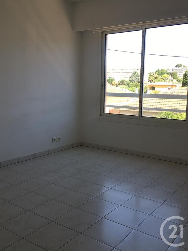 Appartement &agrave; vendre - 2 pi&egrave;ces - 46,41 m2 - Le Cannet - 06 - PROVENCE-ALPES-COTE-D-AZUR