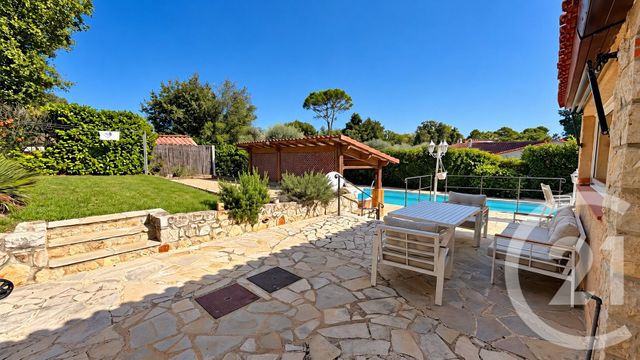 Maison &agrave; vendre - 7 pi&egrave;ces - 222,35 m2 - Roquefort Les Pins - 06 - PROVENCE-ALPES-COTE-D-AZUR
