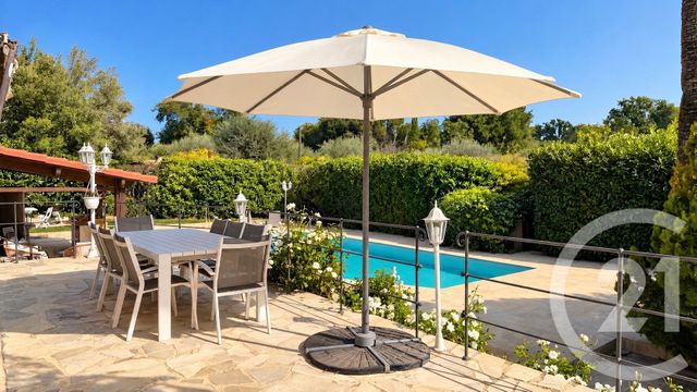 Maison &agrave; vendre - 7 pi&egrave;ces - 222,35 m2 - Roquefort Les Pins - 06 - PROVENCE-ALPES-COTE-D-AZUR