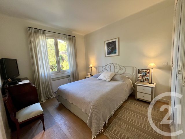 Maison à vendre - 6 pièces - 170 m2 - Roquefort Les Pins - 06 - PROVENCE-ALPES-COTE-D-AZUR