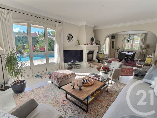 Maison à vendre - 6 pièces - 170 m2 - Roquefort Les Pins - 06 - PROVENCE-ALPES-COTE-D-AZUR