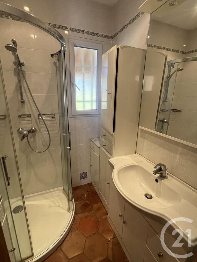 Maison à vendre - 7 pièces - 160 m2 - Roquefort Les Pins - 06 - PROVENCE-ALPES-COTE-D-AZUR