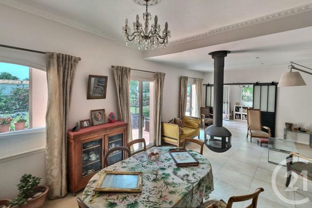 Maison à vendre - 6 pièces - 147,32 m2 - Roquefort Les Pins - 06 - PROVENCE-ALPES-COTE-D-AZUR