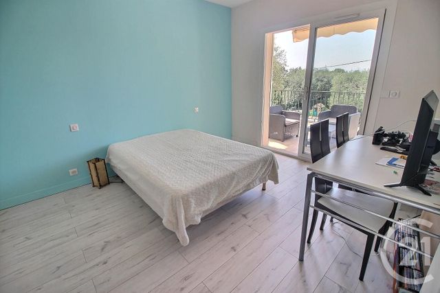 Maison à vendre - 8 pièces - 250 m2 - Le Rouret - 06 - PROVENCE-ALPES-COTE-D-AZUR