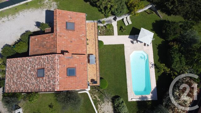 Maison à vendre - 5 pièces - 138 m2 - Chateauneuf Grasse - 06 - PROVENCE-ALPES-COTE-D-AZUR
