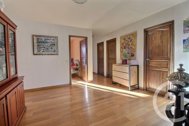 Maison &agrave; vendre - 8 pi&egrave;ces - 257,27 m2 - Mouans Sartoux - 06 - PROVENCE-ALPES-COTE-D-AZUR