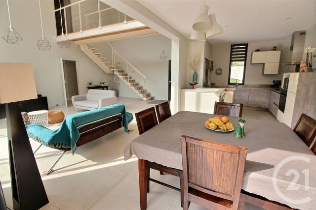 Maison &agrave; vendre - 5 pi&egrave;ces - 165 m2 - Roquefort Les Pins - 06 - PROVENCE-ALPES-COTE-D-AZUR