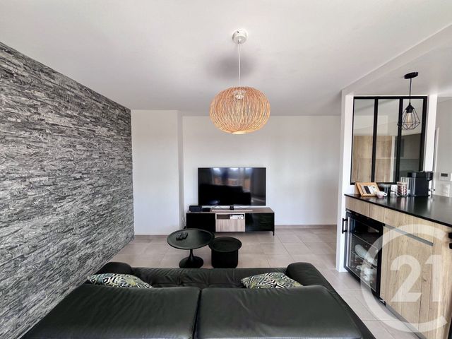 Appartement F4 &agrave; vendre - 4 pi&egrave;ces - 81,65 m2 - Roquefort Les Pins - 06 - PROVENCE-ALPES-COTE-D-AZUR