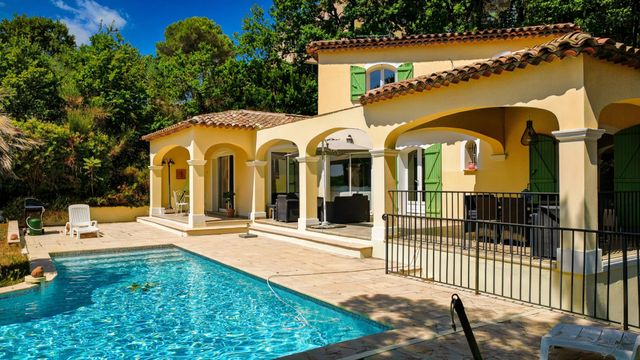 Maison &agrave; vendre - 6 pi&egrave;ces - 155,68 m2 - Roquefort Les Pins - 06 - PROVENCE-ALPES-COTE-D-AZUR