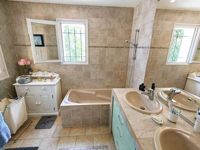 Maison &agrave; vendre - 6 pi&egrave;ces - 155,68 m2 - Roquefort Les Pins - 06 - PROVENCE-ALPES-COTE-D-AZUR