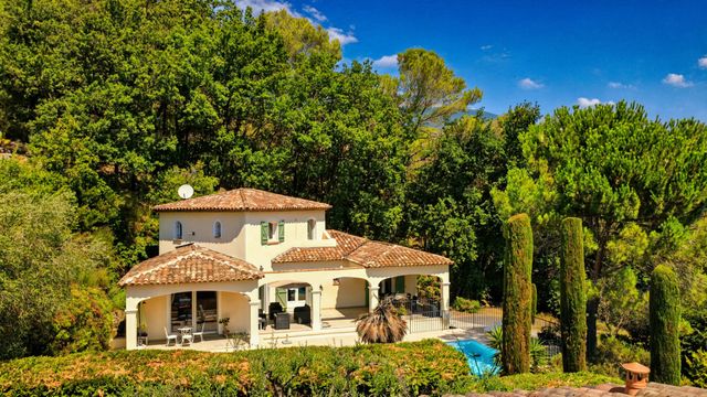 Maison &agrave; vendre - 6 pi&egrave;ces - 155,68 m2 - Roquefort Les Pins - 06 - PROVENCE-ALPES-COTE-D-AZUR