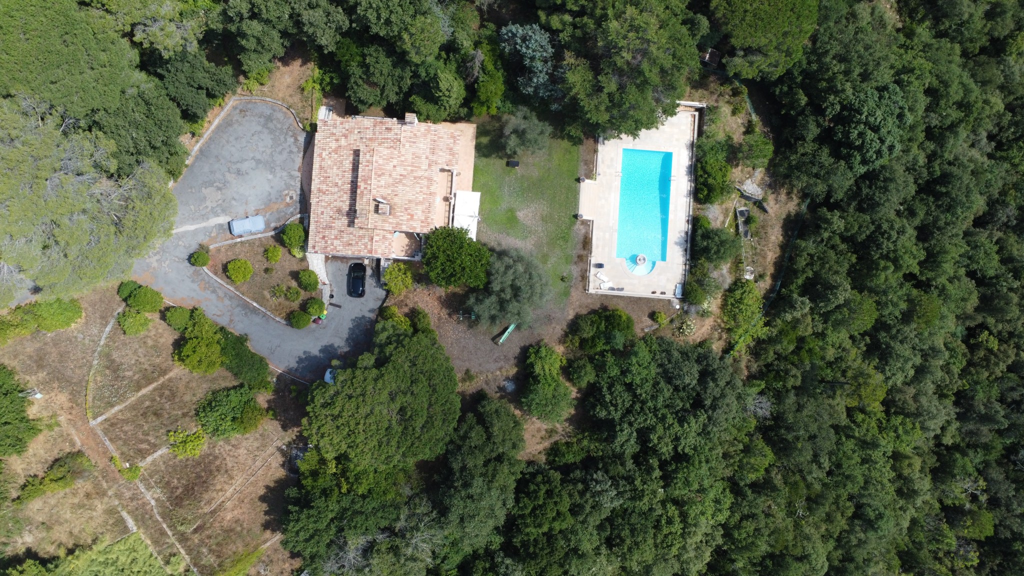 maison  - ROQUEFORT LES PINS- 06