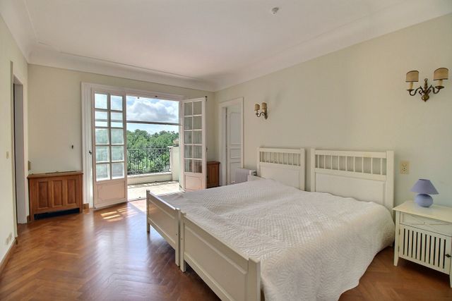 Maison à vendre - 10 pièces - 339,24 m2 - Roquefort Les Pins - 06 - PROVENCE-ALPES-COTE-D-AZUR