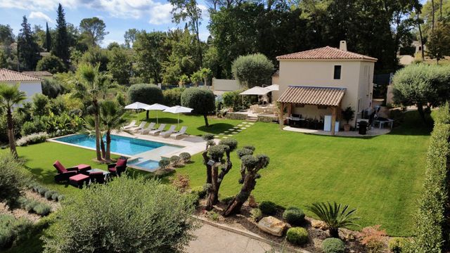 Maison &agrave; vendre - 6 pi&egrave;ces - 173,17 m2 - Roquefort Les Pins - 06 - PROVENCE-ALPES-COTE-D-AZUR
