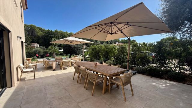 Maison &agrave; vendre - 6 pi&egrave;ces - 173,17 m2 - Roquefort Les Pins - 06 - PROVENCE-ALPES-COTE-D-AZUR