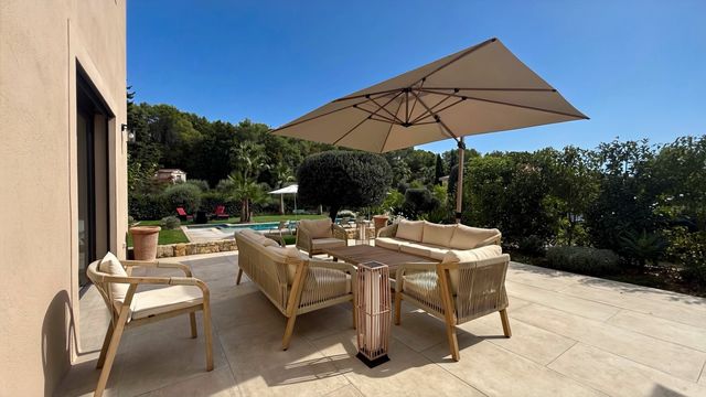 Maison &agrave; vendre - 6 pi&egrave;ces - 173,17 m2 - Roquefort Les Pins - 06 - PROVENCE-ALPES-COTE-D-AZUR