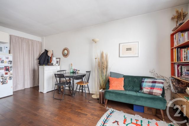 Appartement Studio &agrave; vendre - 1 pi&egrave;ce - 30 m2 - Paris - 75011 - ILE-DE-FRANCE