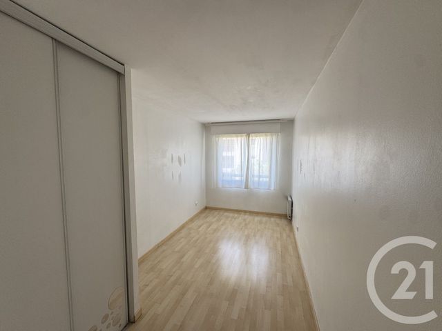 Appartement &agrave; louer - 3 pi&egrave;ces - 80 m2 - Nice - 06 - PROVENCE-ALPES-COTE-D-AZUR