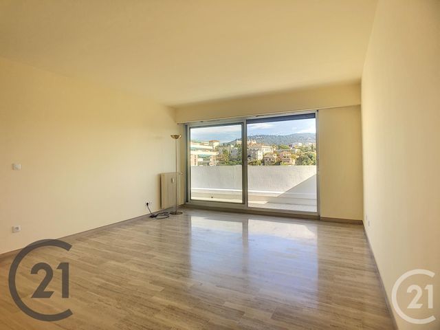 Appartement F2 &agrave; louer - 2 pi&egrave;ces - 50 m2 - Nice - 06 - PROVENCE-ALPES-COTE-D-AZUR