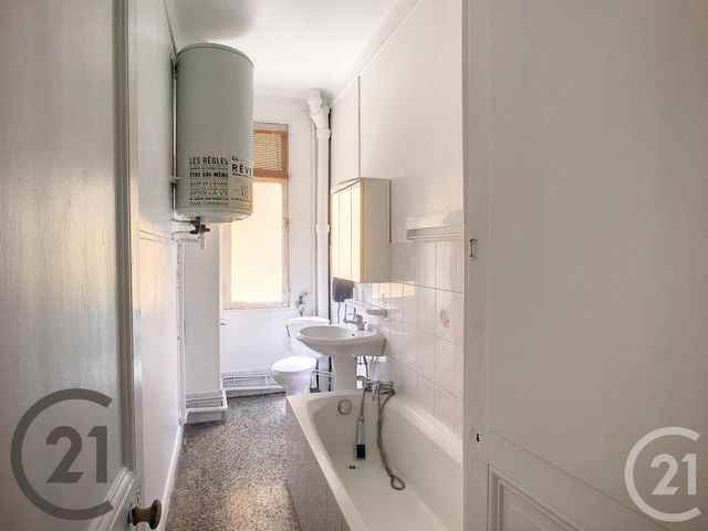 Appartement F2 &agrave; louer - 2 pi&egrave;ces - 48 m2 - Nice - 06 - PROVENCE-ALPES-COTE-D-AZUR