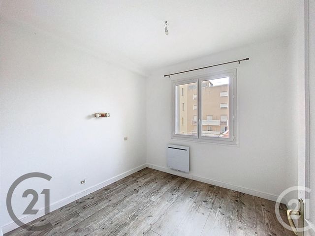 Appartement F3 à louer - 4 pièces - 75 m2 - Nice - 06 - PROVENCE-ALPES-COTE-D-AZUR