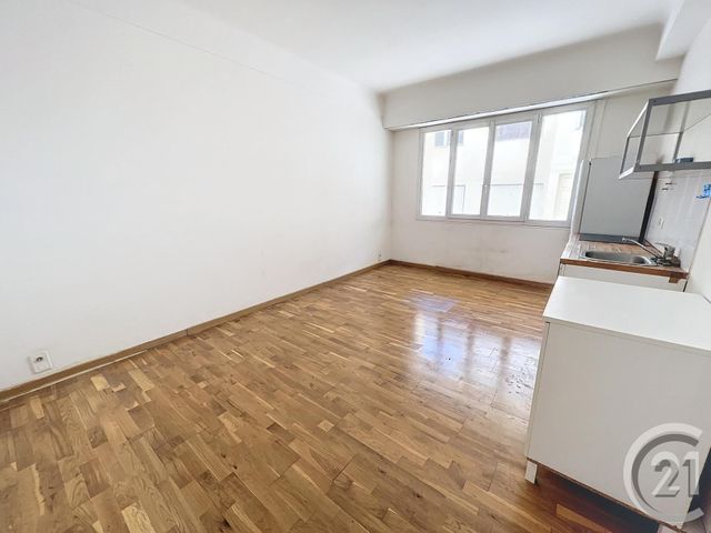 Appartement F2 à louer - 2 pièces - 36 m2 - Nice - 06 - PROVENCE-ALPES-COTE-D-AZUR