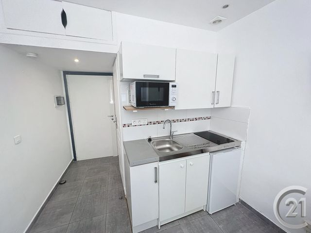 Appartement F1 à louer - 1 pièce - 13,45 m2 - Nice - 06 - PROVENCE-ALPES-COTE-D-AZUR