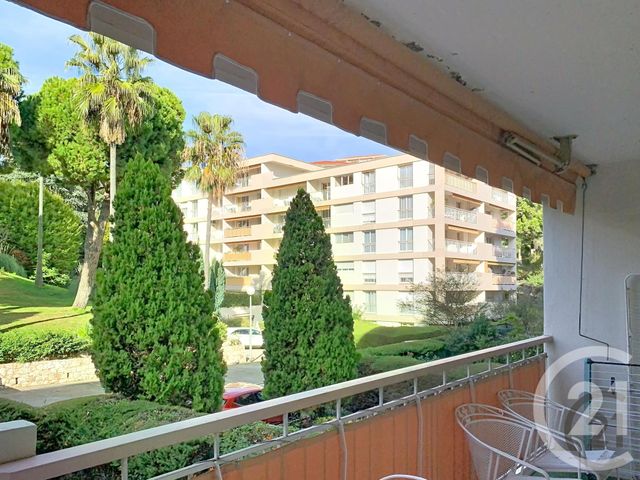 Appartement F3 à louer - 3 pièces - 71 m2 - Nice - 06 - PROVENCE-ALPES-COTE-D-AZUR