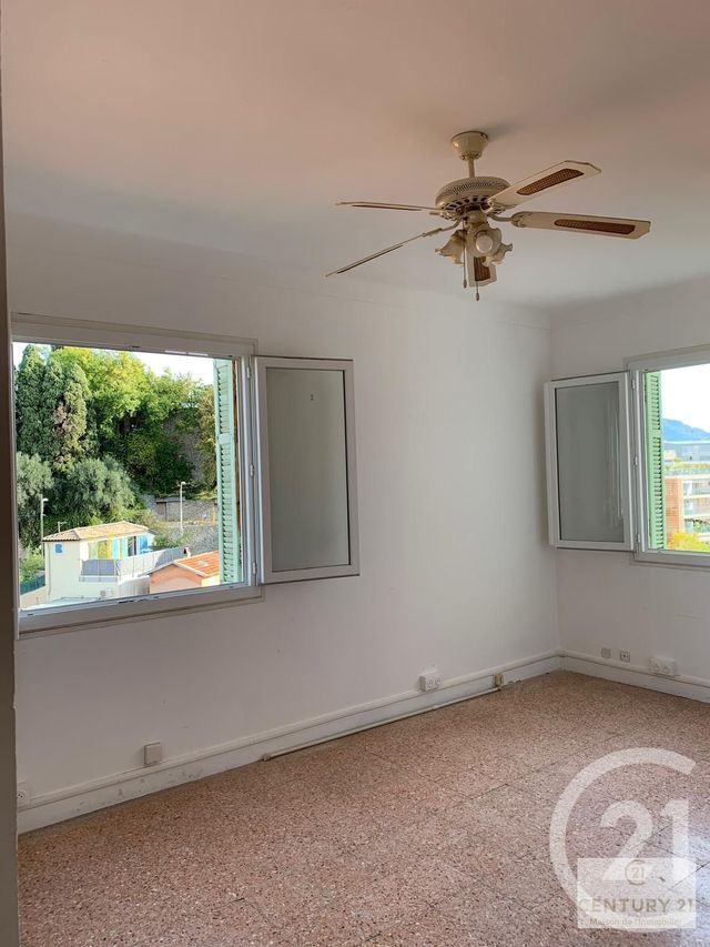 Appartement F1 à louer - 1 pièce - 31,04 m2 - Nice - 06 - PROVENCE-ALPES-COTE-D-AZUR