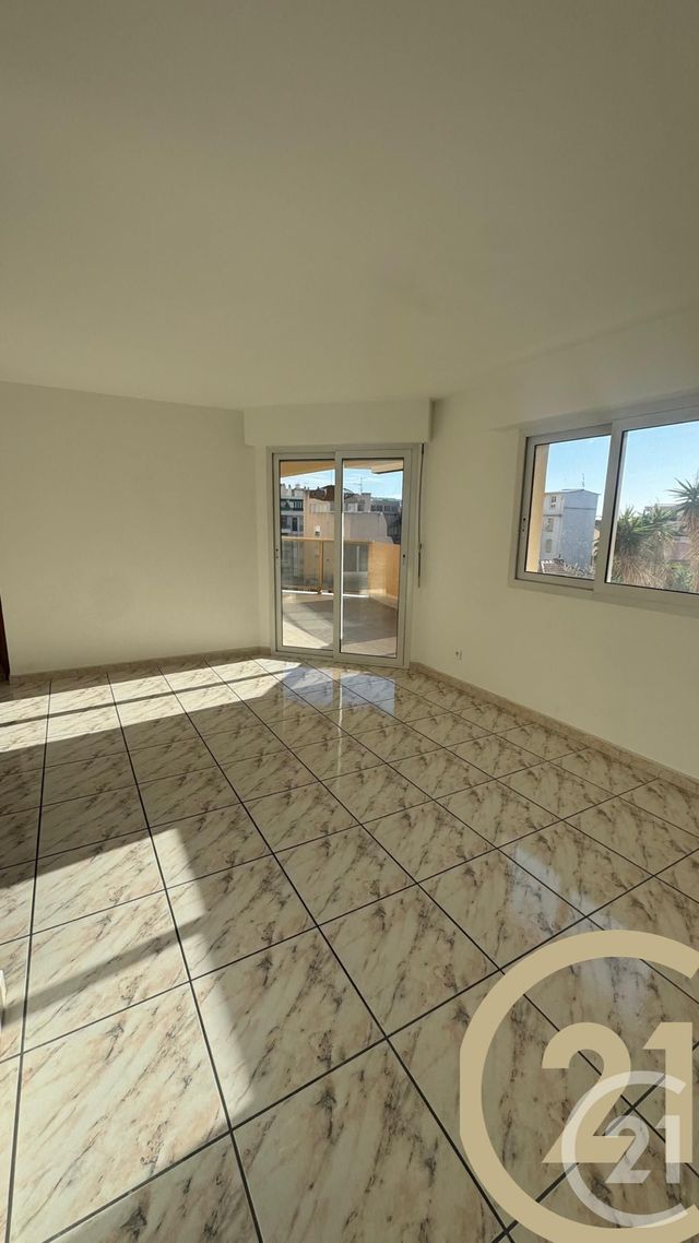 Appartement T2 &agrave; louer - 2 pi&egrave;ces - 51,46 m2 - Nice - 06 - PROVENCE-ALPES-COTE-D-AZUR