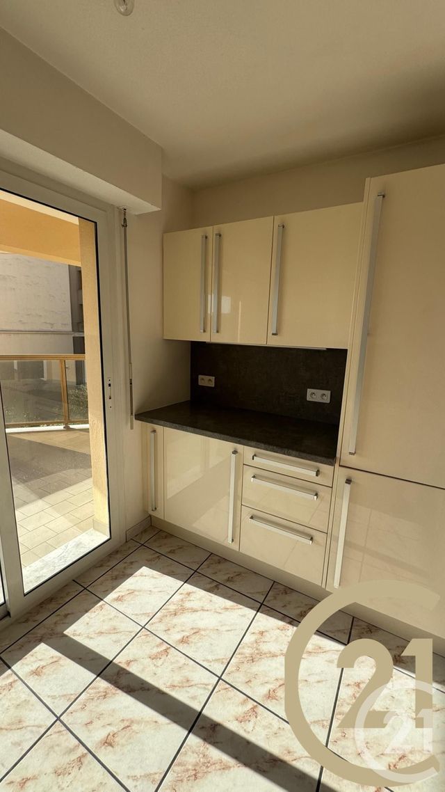 Appartement T2 &agrave; louer - 2 pi&egrave;ces - 51,46 m2 - Nice - 06 - PROVENCE-ALPES-COTE-D-AZUR