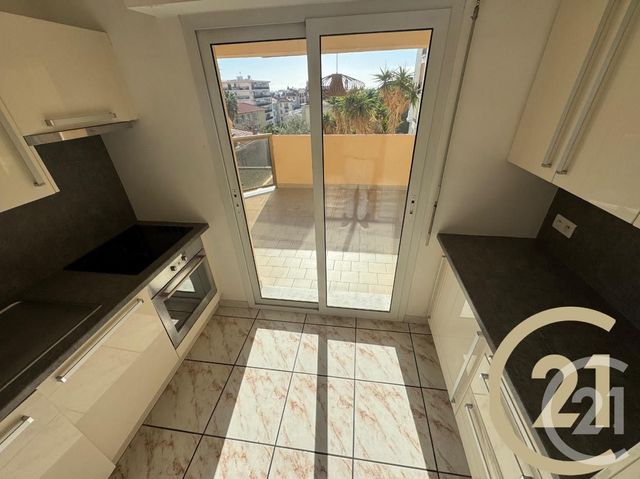 Appartement T2 &agrave; louer - 2 pi&egrave;ces - 51,46 m2 - Nice - 06 - PROVENCE-ALPES-COTE-D-AZUR
