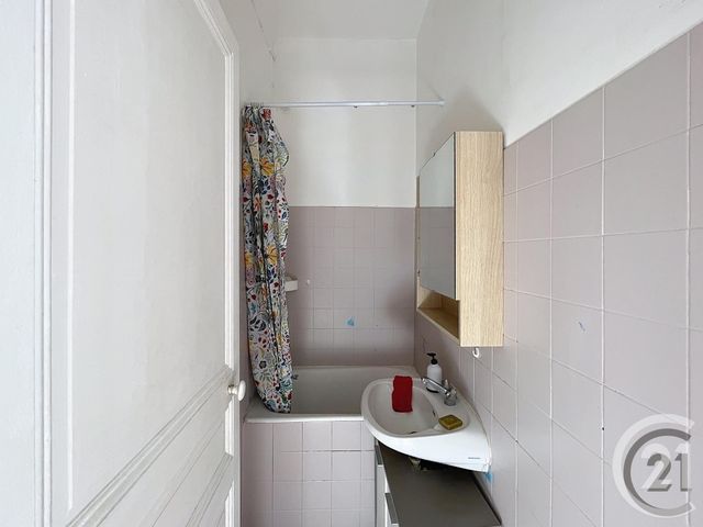 Appartement F1 &agrave; louer - 1 pi&egrave;ce - 25 m2 - Nice - 06 - PROVENCE-ALPES-COTE-D-AZUR