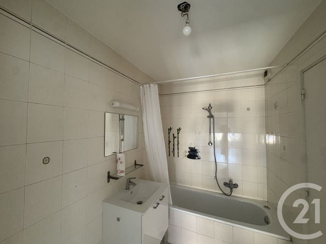 Appartement F2 &agrave; louer - 2 pi&egrave;ces - 41 m2 - Nice - 06 - PROVENCE-ALPES-COTE-D-AZUR