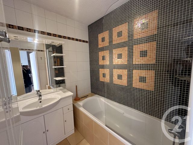 Appartement F2 &agrave; louer - 2 pi&egrave;ces - 45 m2 - Nice - 06 - PROVENCE-ALPES-COTE-D-AZUR
