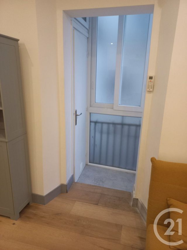 Appartement F1 &agrave; louer - 1 pi&egrave;ce - 27 m2 - Nice - 06 - PROVENCE-ALPES-COTE-D-AZUR