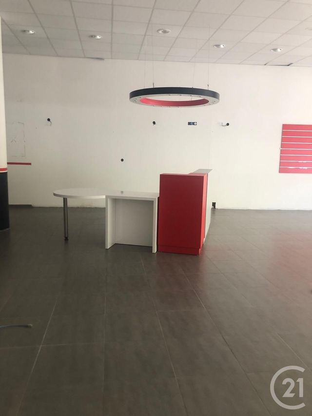 Local commercial à louer - 190.0 m2 - 81 - Tarn