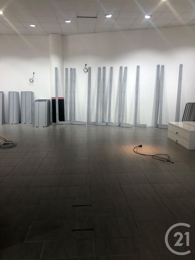 Local commercial à louer - 190.0 m2 - 81 - Tarn