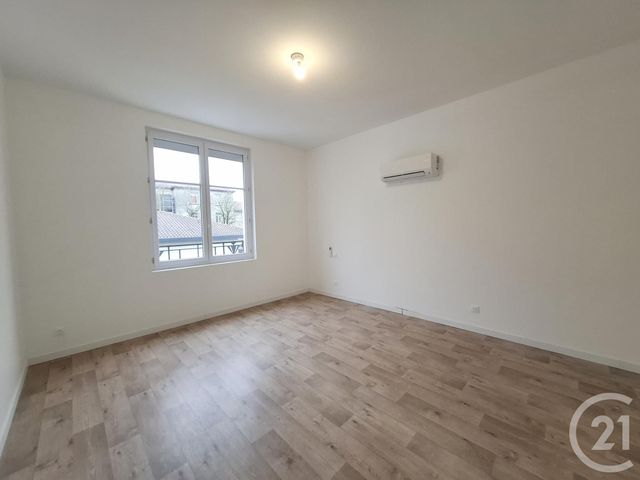 Appartement F3 &agrave; louer - 3 pi&egrave;ces - 86 m2 - Castres - 81 - MIDI-PYRENEES