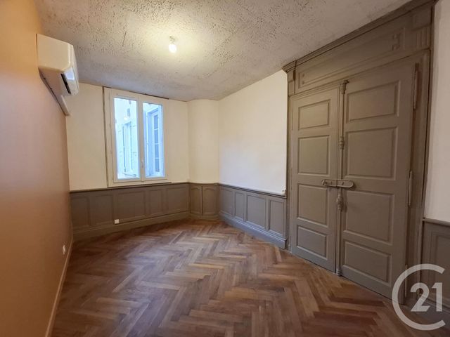 Appartement F3 &agrave; louer - 3 pi&egrave;ces - 96 m2 - Castres - 81 - MIDI-PYRENEES