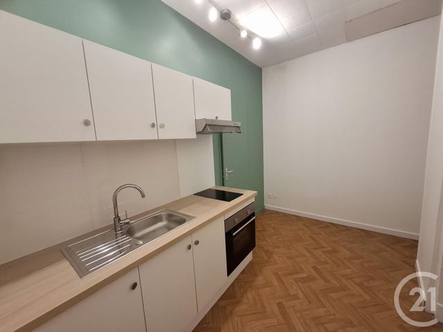 Appartement F3 &agrave; louer - 3 pi&egrave;ces - 96 m2 - Castres - 81 - MIDI-PYRENEES