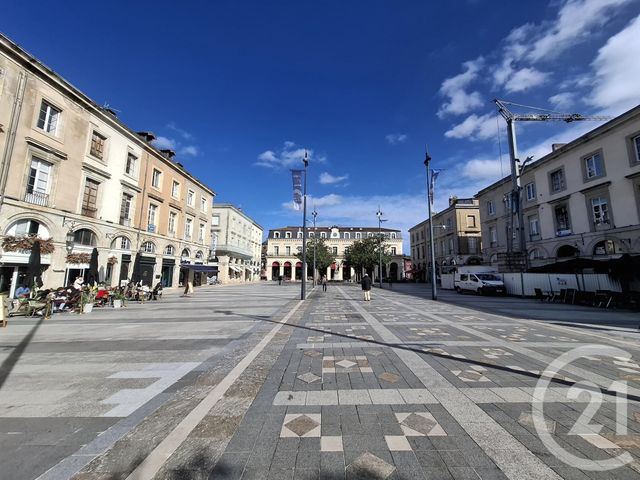 Appartement F3 &agrave; louer - 3 pi&egrave;ces - 96 m2 - Castres - 81 - MIDI-PYRENEES