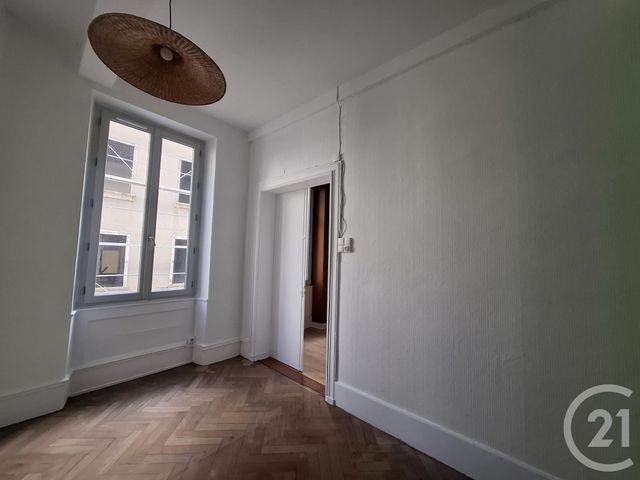 Appartement F3 &agrave; louer - 3 pi&egrave;ces - 56 m2 - Castres - 81 - MIDI-PYRENEES