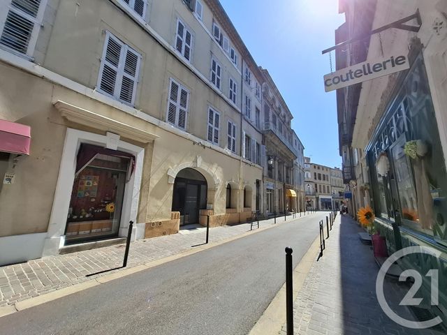 Appartement F3 &agrave; louer - 3 pi&egrave;ces - 61,97 m2 - Castres - 81 - MIDI-PYRENEES