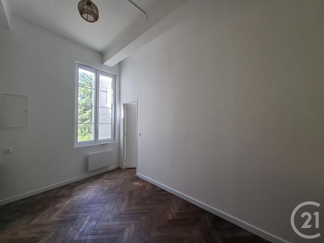 Appartement F3 &agrave; louer - 3 pi&egrave;ces - 61,97 m2 - Castres - 81 - MIDI-PYRENEES